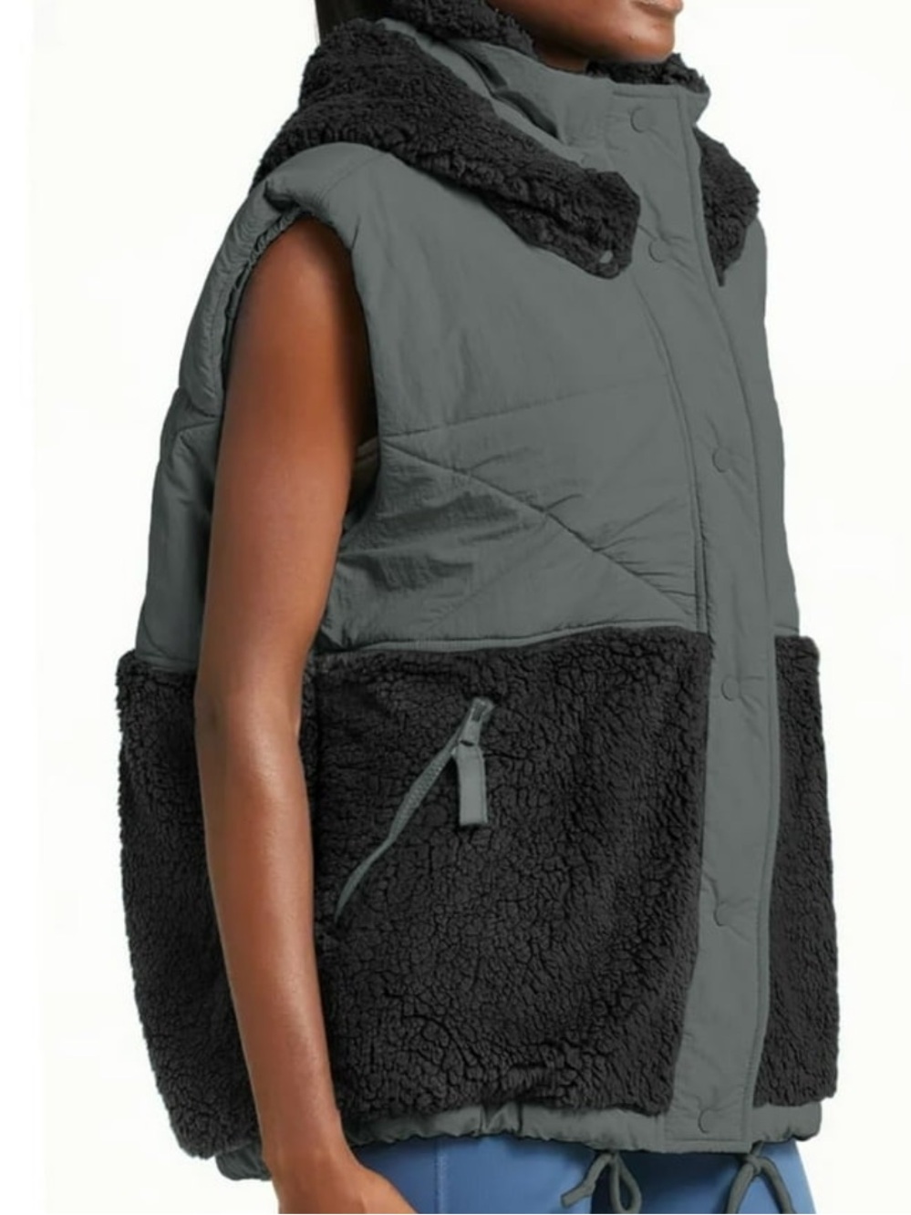 Free people movement adventure awaits vest gray black Sherpa small hoodie